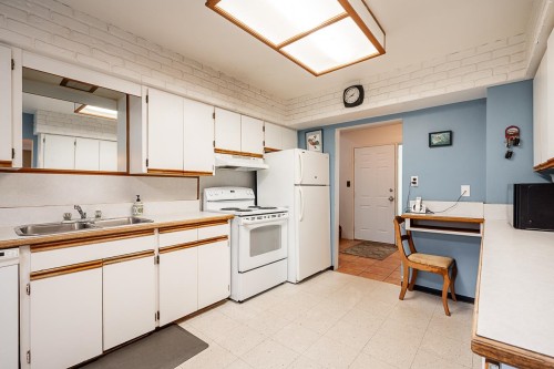 3826 Wellington Street, Port Coquitlam, BC 