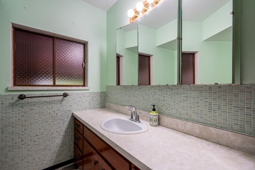 3826 Wellington Street, Port Coquitlam, BC 