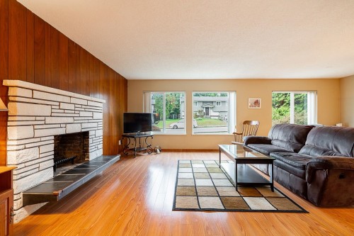 3826 Wellington Street, Port Coquitlam, BC 