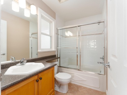 7474 Elwell Street, Burnaby, BC 