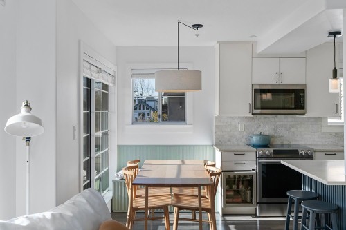 305-1950 11 Avenue E, Vancouver, BC 