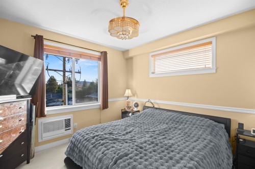 301-11887 Burnett Street, Maple Ridge, BC 