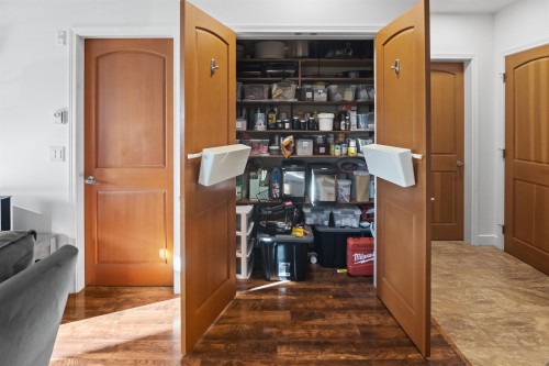 301-11887 Burnett Street, Maple Ridge, BC 