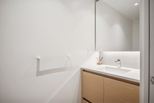 9-8589 Rivergrass Drive, Vancouver, BC 