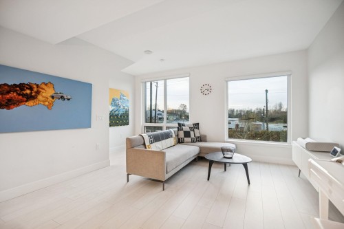 9-8589 Rivergrass Drive, Vancouver, BC 