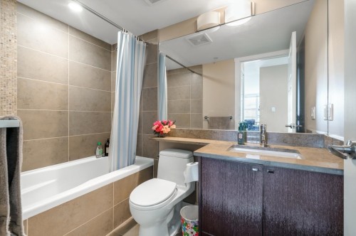 1201-2978 Glen Drive, Coquitlam, BC 