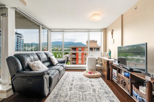 1201-2978 Glen Drive, Coquitlam, BC 