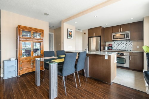 1201-2978 Glen Drive, Coquitlam, BC 