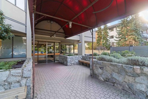 401-6540 Burlington Avenue, Burnaby, BC 