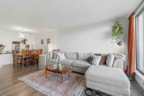 401-6540 Burlington Avenue, Burnaby, BC 