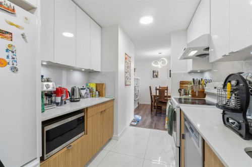 401-6540 Burlington Avenue, Burnaby, BC 