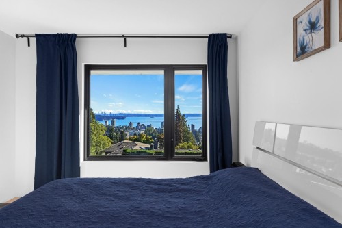 2234 Palmerston Avenue, West Vancouver, BC 