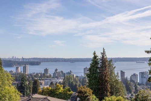 2234 Palmerston Avenue, West Vancouver, BC 