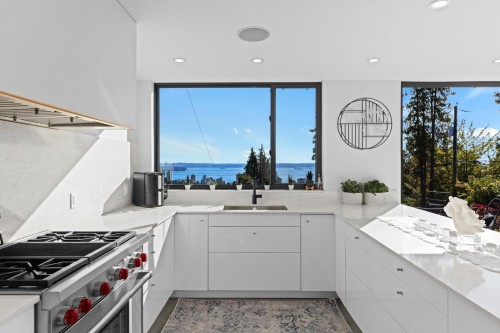 2234 Palmerston Avenue, West Vancouver, BC 