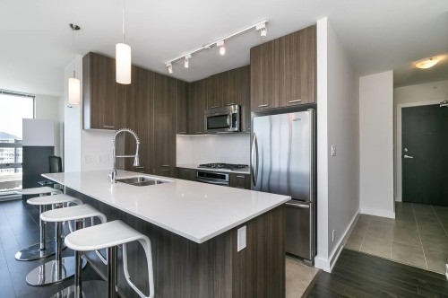 2201-301 Capilano Road, Port Moody, BC 