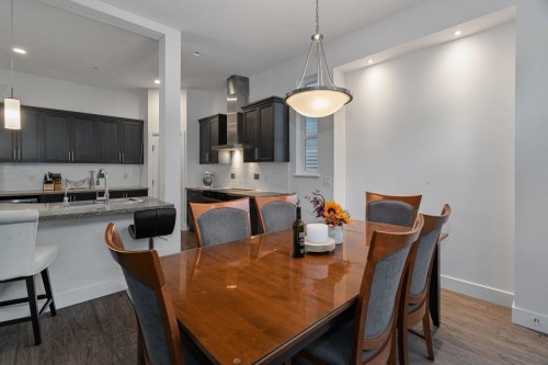 10516 Robertson Street, Maple Ridge, BC 