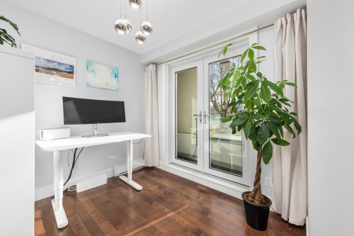 206-2988 Alder Street, Vancouver, BC 