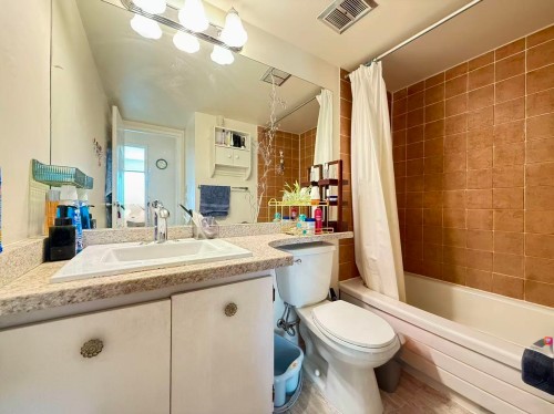 302-7260 Lindsay Road, Richmond, BC 