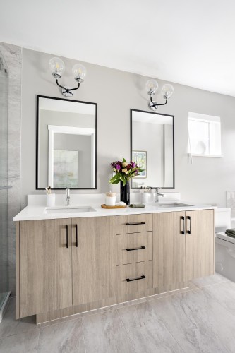 120-720 Robinson Street, Coquitlam, BC 