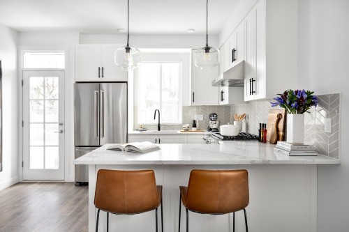 120-720 Robinson Street, Coquitlam, BC 