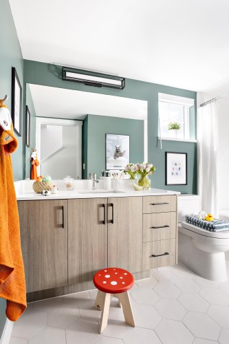 120-720 Robinson Street, Coquitlam, BC 