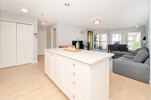 302-2968 Burlington Drive, Coquitlam, BC 