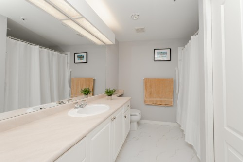 302-2968 Burlington Drive, Coquitlam, BC 