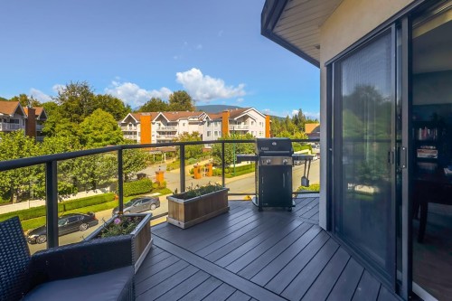 302-2968 Burlington Drive, Coquitlam, BC 