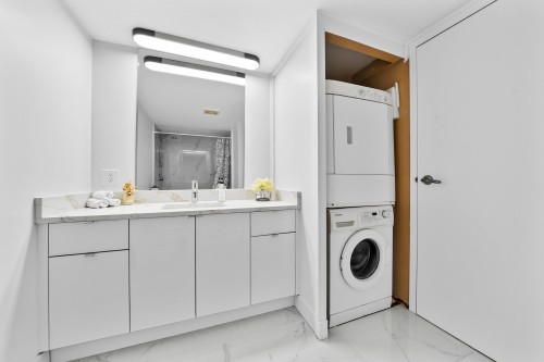 206-9202 Horne Street, Burnaby, BC 