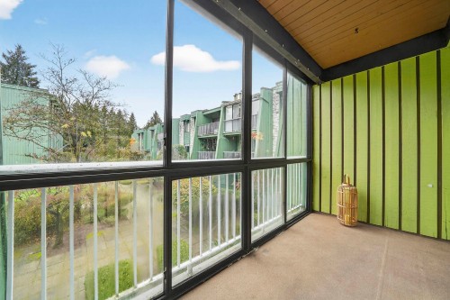 206-9202 Horne Street, Burnaby, BC 