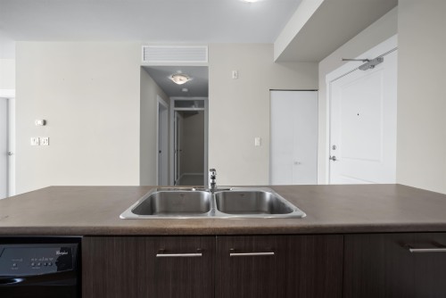 672-4099 Stolberg Street, Richmond, BC 