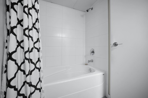 672-4099 Stolberg Street, Richmond, BC 