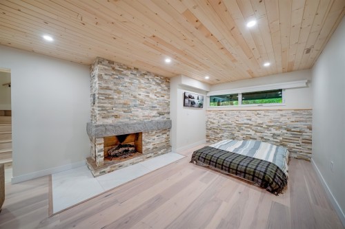 867 Frederick Road, North Vancouver, BC 