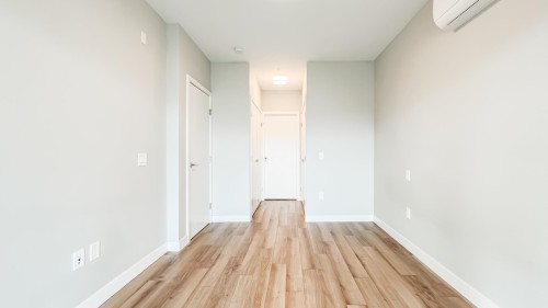 503-4289 Hastings Street, Burnaby, BC 