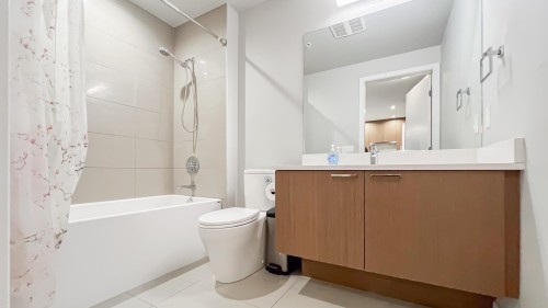 503-4289 Hastings Street, Burnaby, BC 