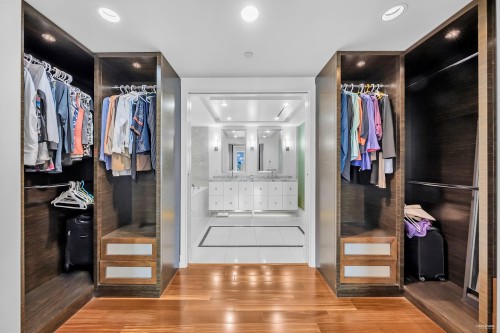 2405-667 Howe Street, Vancouver, BC 