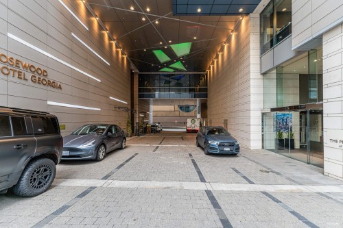 2405-667 Howe Street, Vancouver, BC 