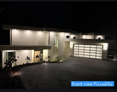 4437 Piccadilly North, West Vancouver, BC 