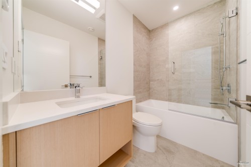 4437 Piccadilly North, West Vancouver, BC 