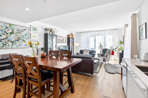 410-9888 University Crescent, Burnaby, BC 