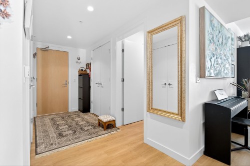 410-9888 University Crescent, Burnaby, BC 