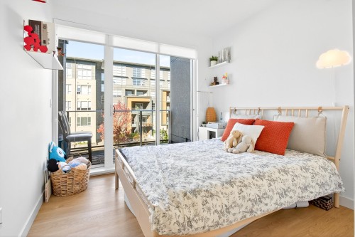 410-9888 University Crescent, Burnaby, BC 