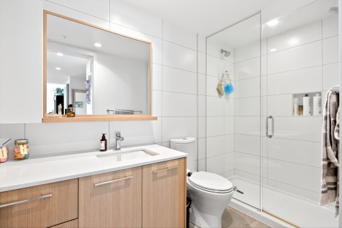 410-9888 University Crescent, Burnaby, BC 