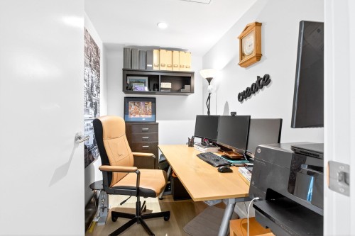 410-9888 University Crescent, Burnaby, BC 