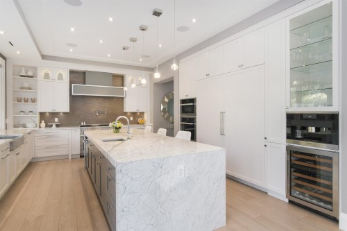 4090 Sunnycrest Drive, North Vancouver, BC 