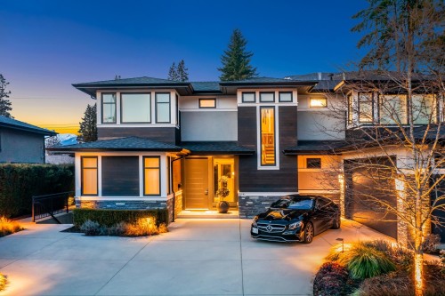 4090 Sunnycrest Drive, North Vancouver, BC 