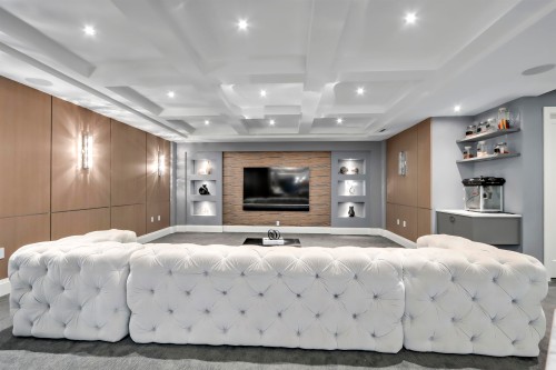 4090 Sunnycrest Drive, North Vancouver, BC 