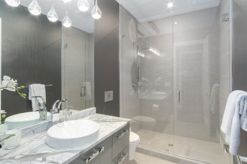 4090 Sunnycrest Drive, North Vancouver, BC 