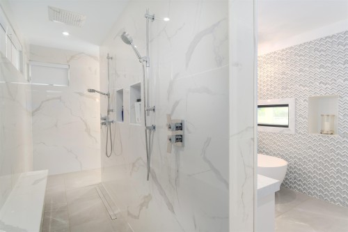 4090 Sunnycrest Drive, North Vancouver, BC 