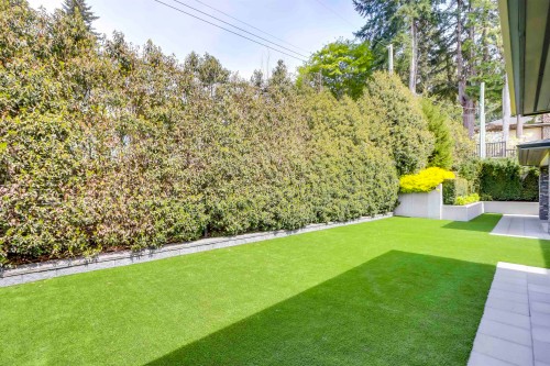 4090 Sunnycrest Drive, North Vancouver, BC 